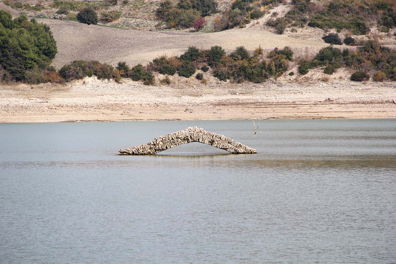 lago di guardialfiera